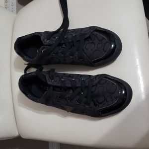 Women's Sneakers Black Size 9m